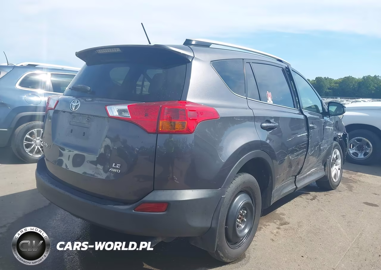 2015 Toyota Rav4 Le VIN:JTMBFREV3FJ035795 - 4