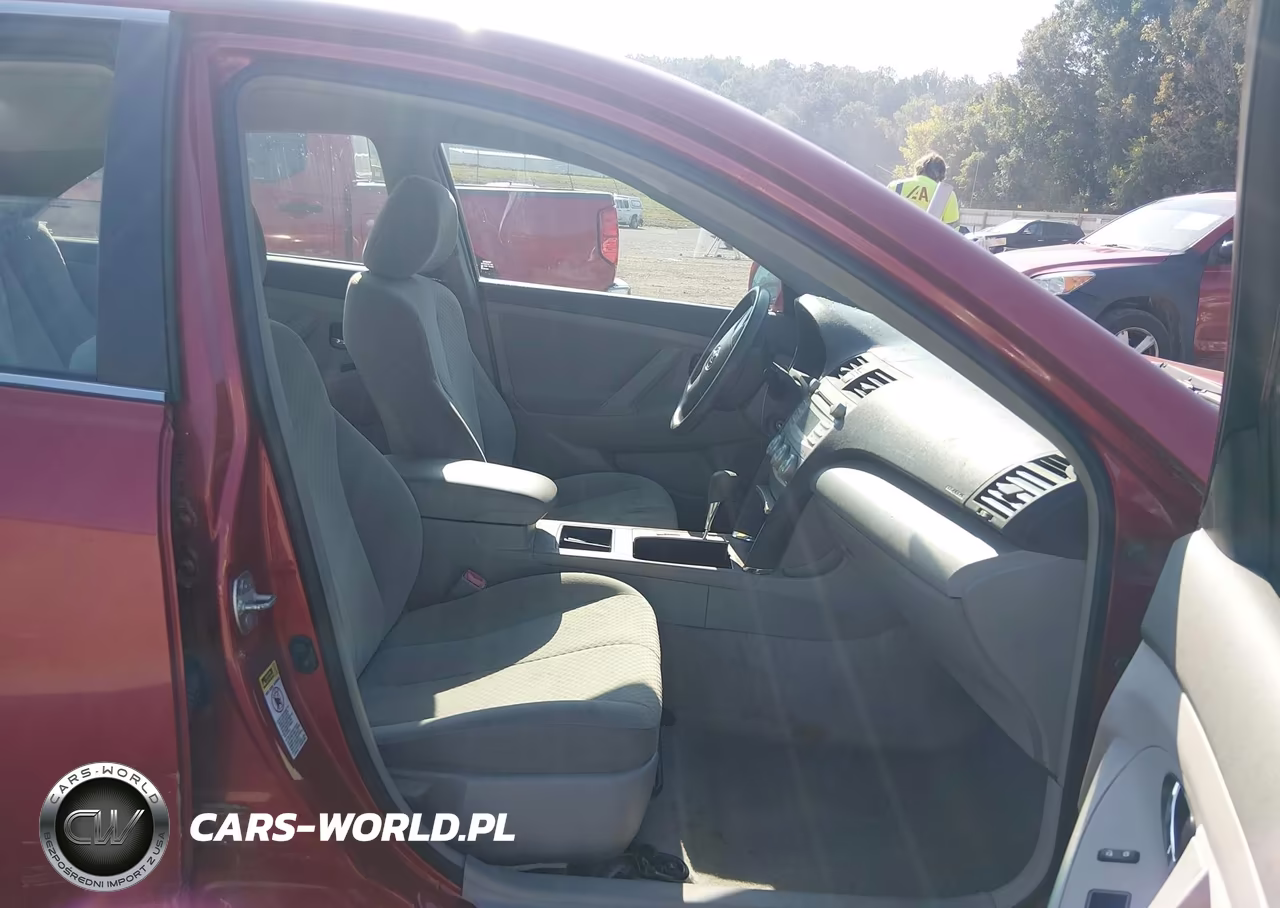 2009 Toyota Camry Le VIN:4T1BE46K19U375083 - 5