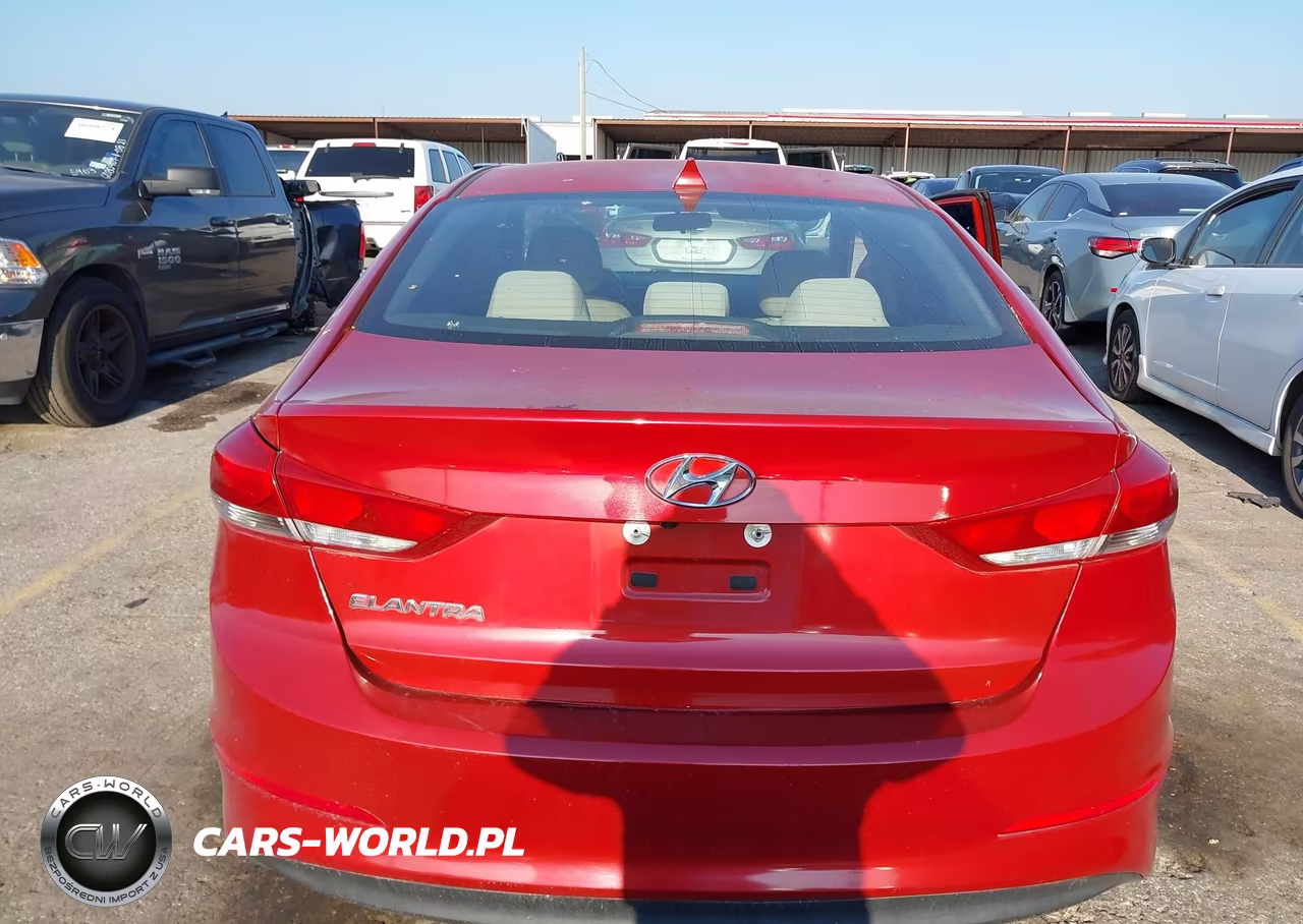 2018 Hyundai Elantra Sel VIN:5NPD84LF0JH335037 - 16