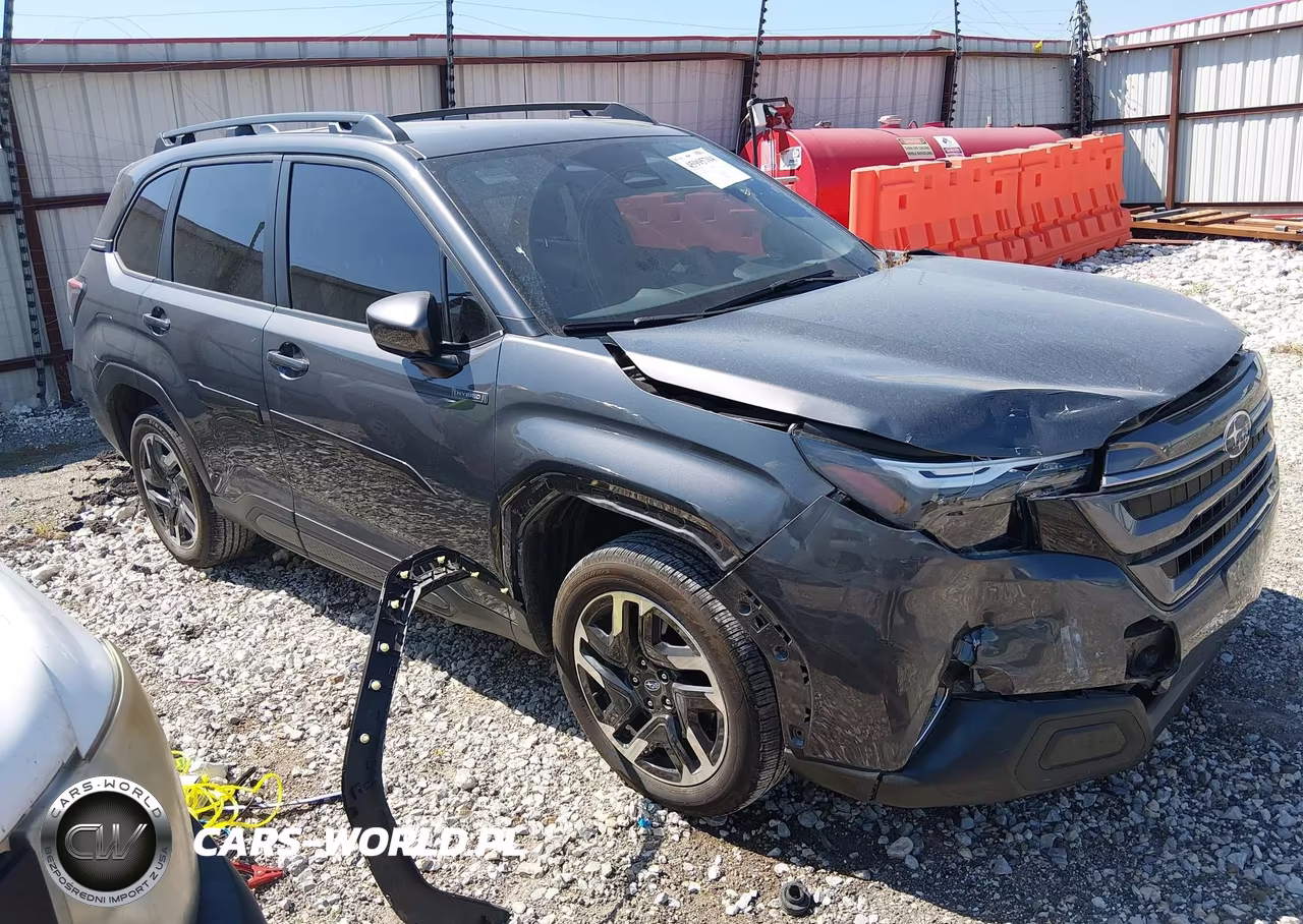 2025 Subaru Forester Premium Hybrid – zdjęcie 1 z 16