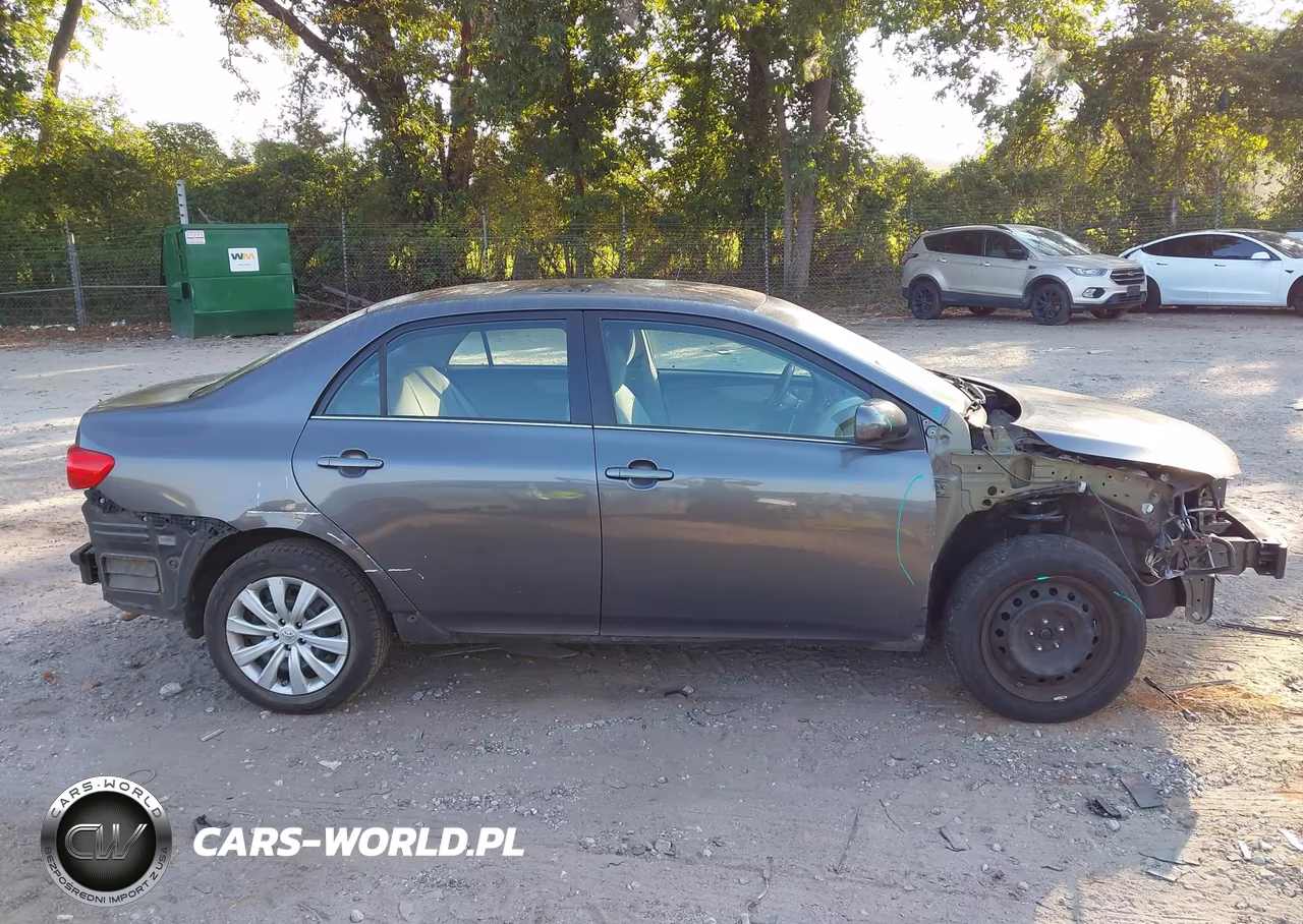 2013 Toyota Corolla Le VIN:5YFBU4EE5DP182427 - 13
