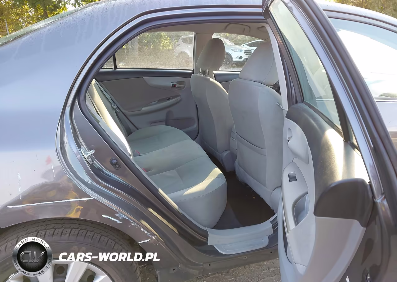 2013 Toyota Corolla Le VIN:5YFBU4EE5DP182427 - 8