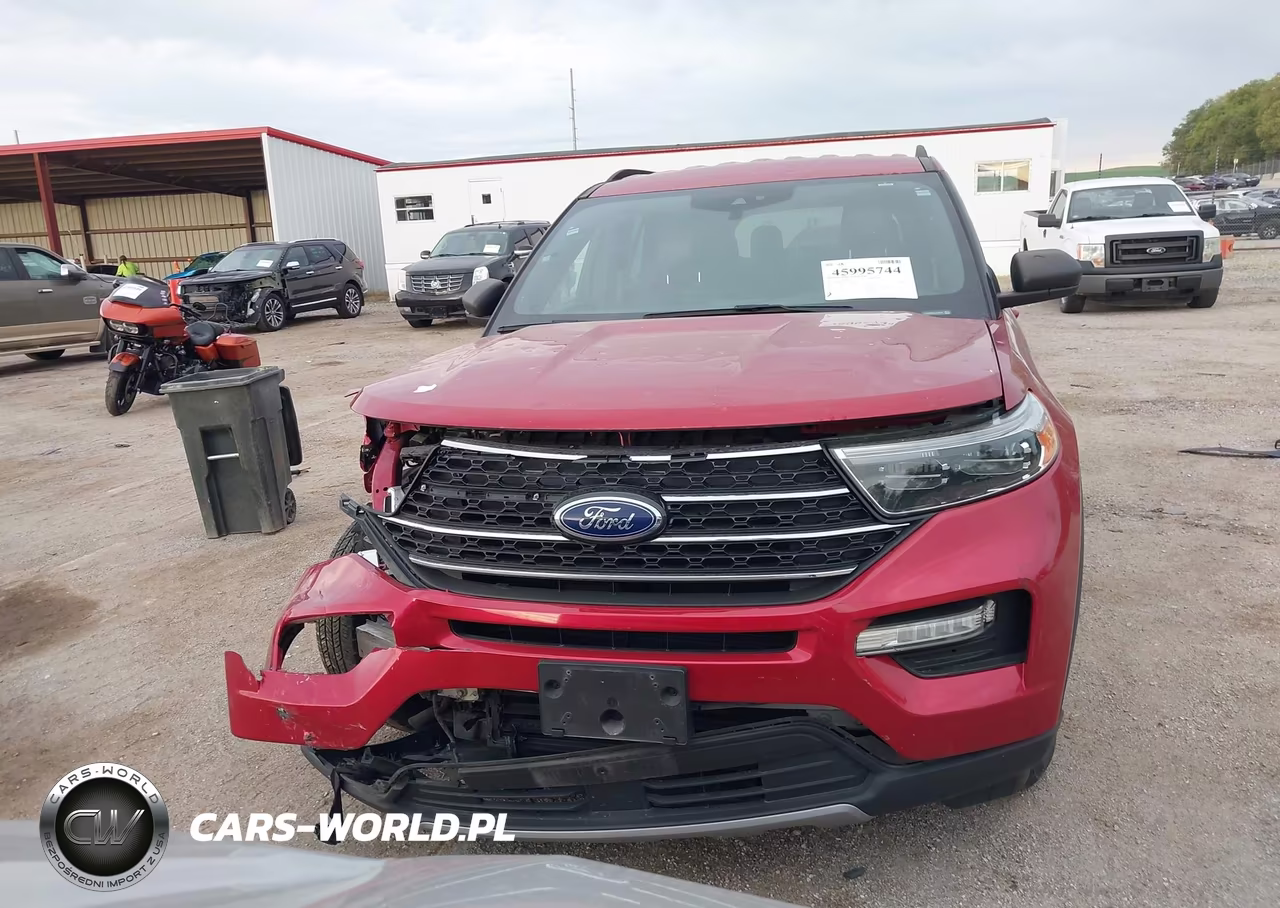 2020 Ford Explorer Xlt VIN:1FMSK8DH5LGA70229 - 13