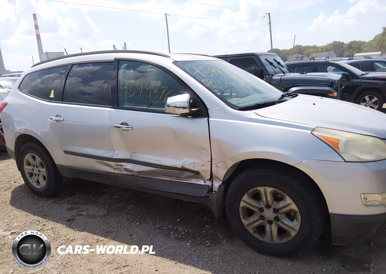 2011 Chevrolet Traverse Ls VIN:1GNKVFED7BJ345281 - 6