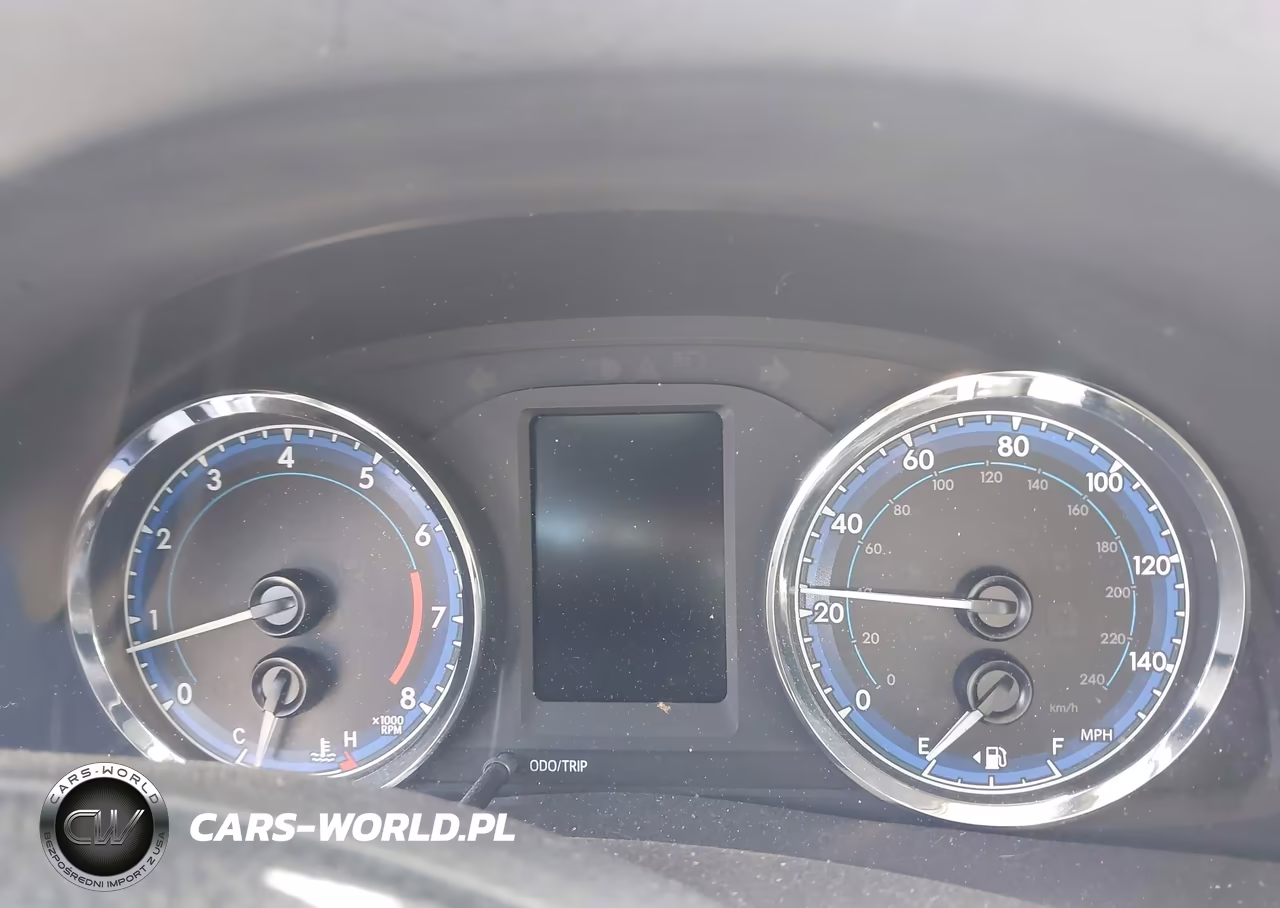 2018 Toyota Corolla L VIN:5YFBURHE2JP764926 - 16
