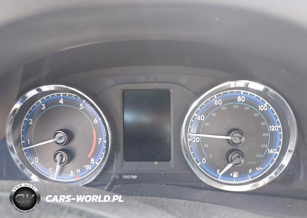 2018 Toyota Corolla L VIN:5YFBURHE2JP764926 - 7