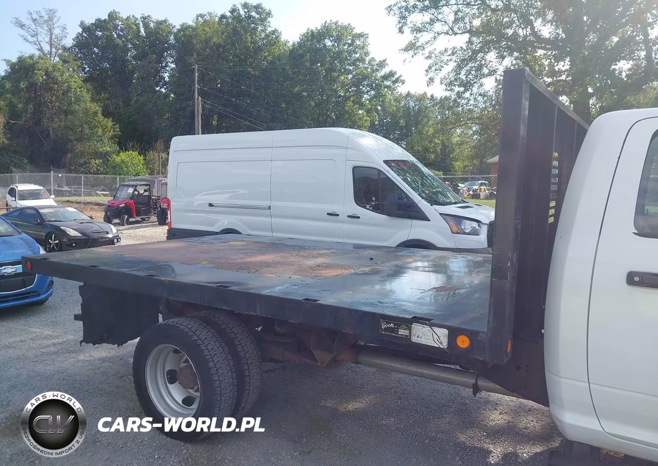 2014 Ram 5500 Chassis Tradesman-Slt VIN:3C7WRMBL9EG216935 - 13