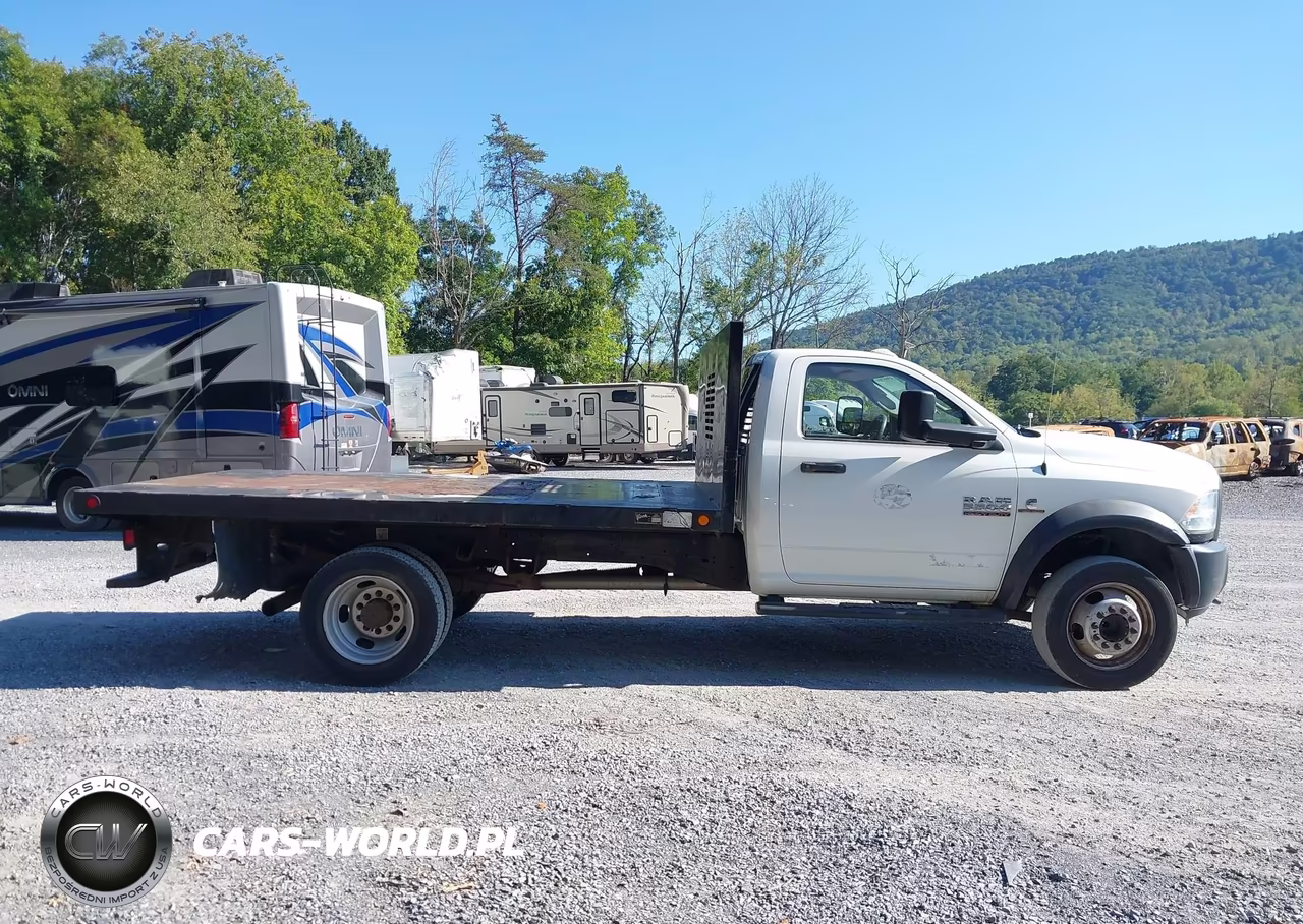 2014 Ram 5500 Chassis Tradesman-Slt VIN:3C7WRMBL9EG216935 - 17