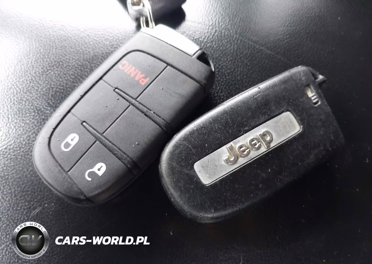 2015 Jeep Grand Cherokee Laredo VIN:1C4RJFAG5FC853021 - 11