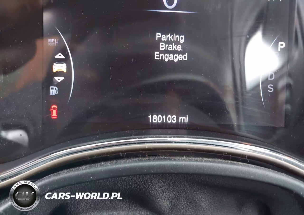 2015 Jeep Grand Cherokee Laredo VIN:1C4RJFAG5FC853021 - 15