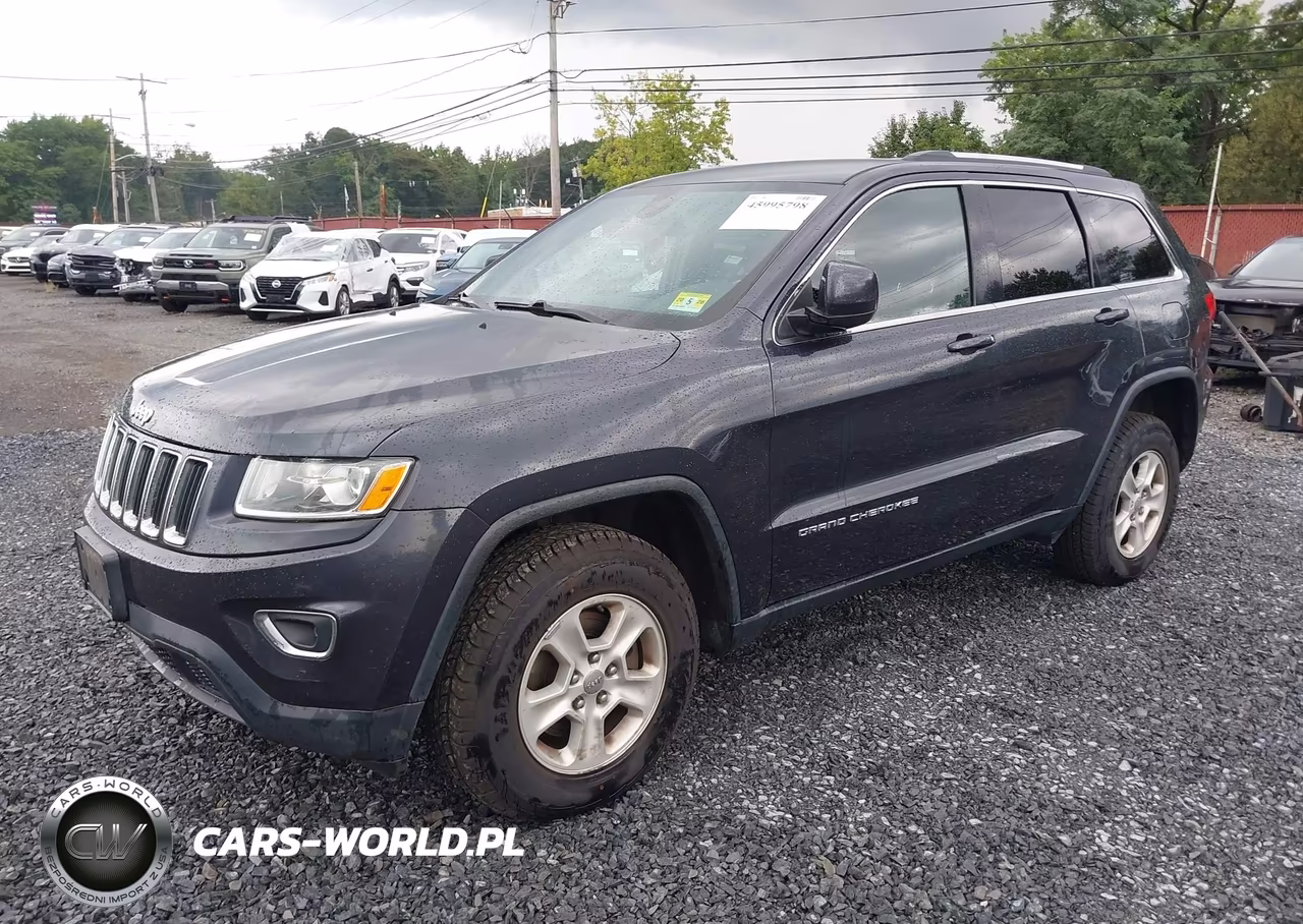 2015 Jeep Grand Cherokee Laredo VIN:1C4RJFAG5FC853021 - 17