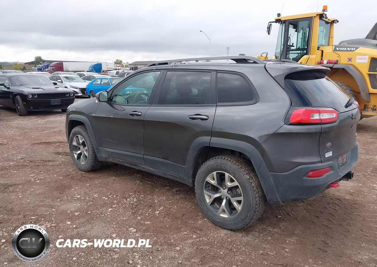 2016 Jeep Cherokee Trailhawk VIN:1C4PJMBS7GW122220 - 3