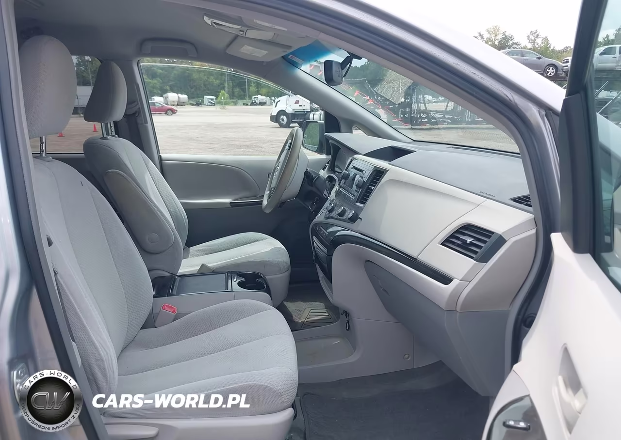2012 Toyota Sienna Le V6 8 Passenger VIN:5TDKK3DC2CS179751 - 5