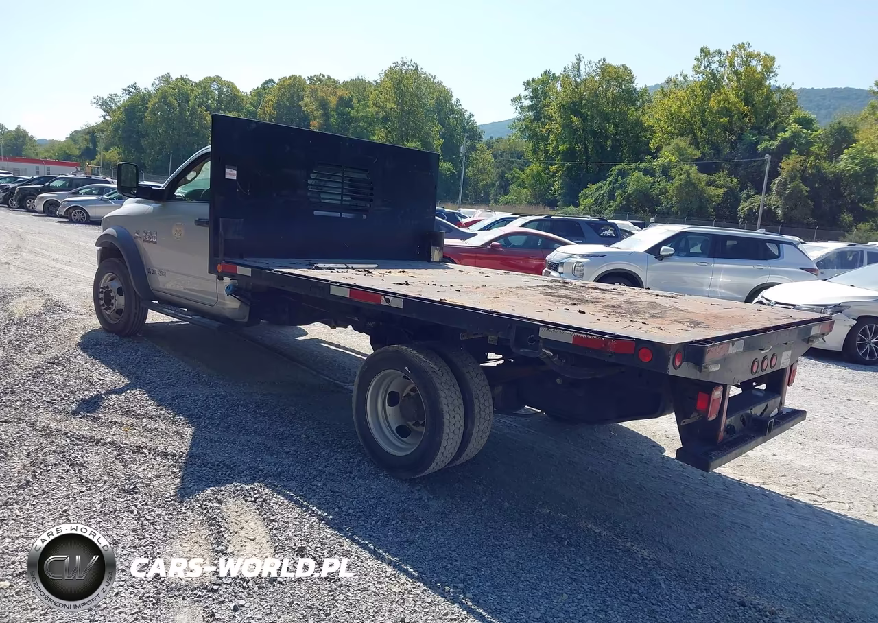 2015 Ram 5500 Chassis Tradesman-Slt VIN:3C7WRMBL3FG577983 - 3
