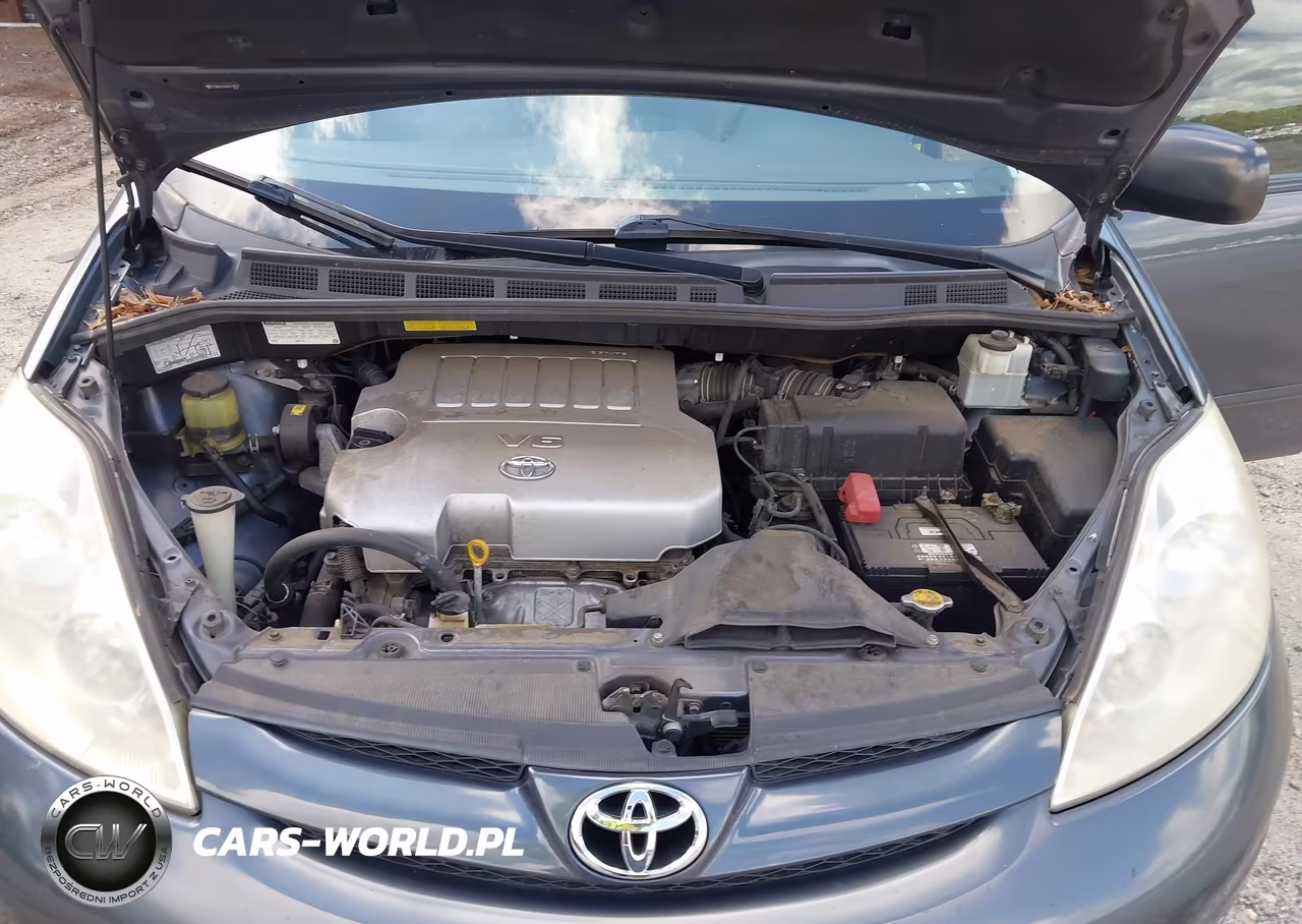 2010 Toyota Sienna Le VIN:5TDKK4CC6AS314251 - 10