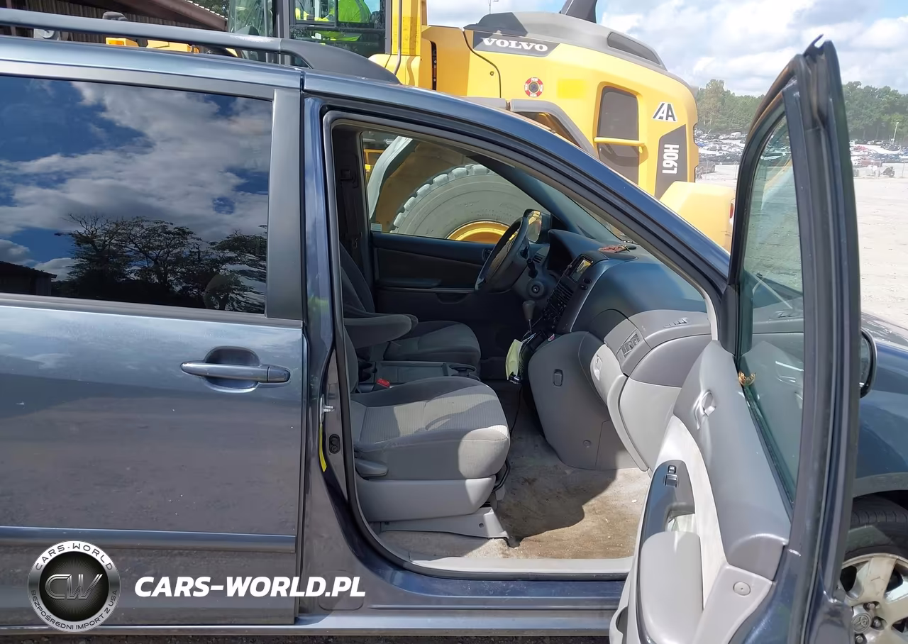 2010 Toyota Sienna Le VIN:5TDKK4CC6AS314251 - 5