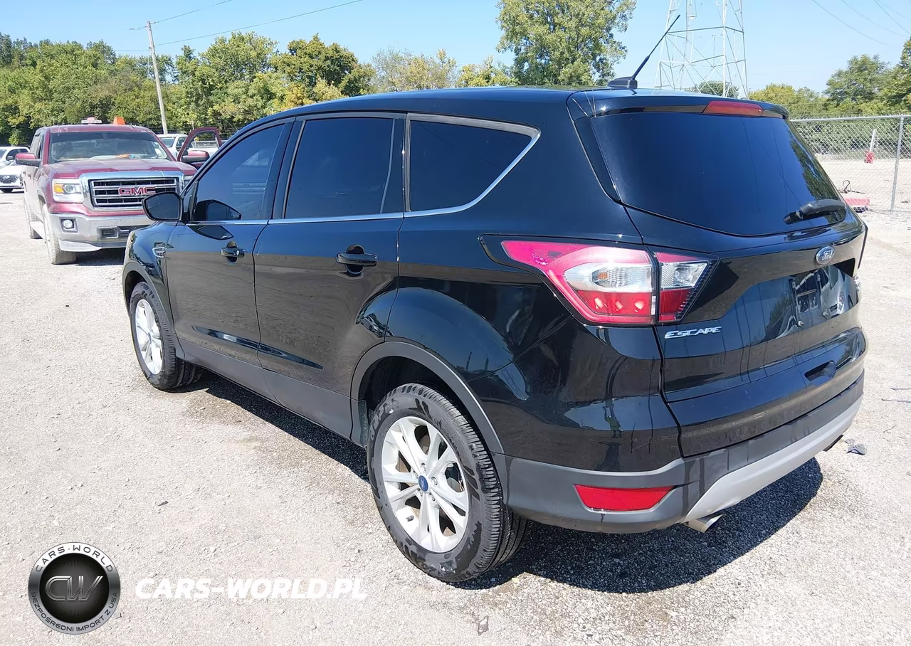 2017 Ford Escape Se VIN:1FMCU9GD0HUE50374 - 3