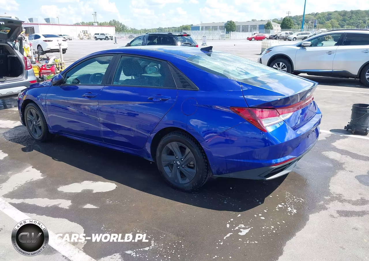 2023 Hyundai Elantra Sel VIN:KMHLM4AGXPU618106 - 3