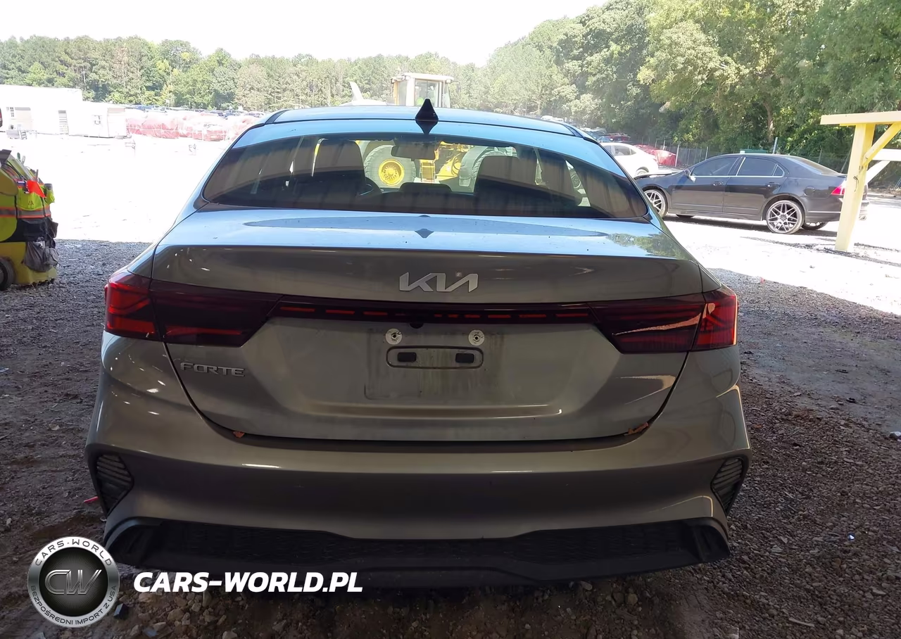 2024 Kia Forte Lxs VIN:3KPF24AD9RE738509 - 16