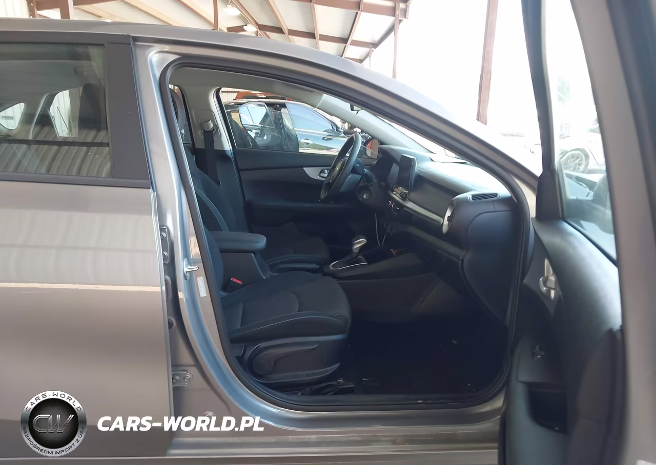 2024 Kia Forte Lxs VIN:3KPF24AD9RE738509 - 5