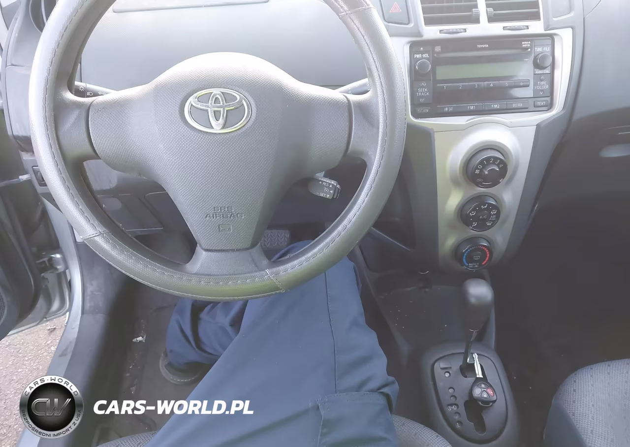 2009 Toyota Yaris VIN:JTDJT903395227600 - 11