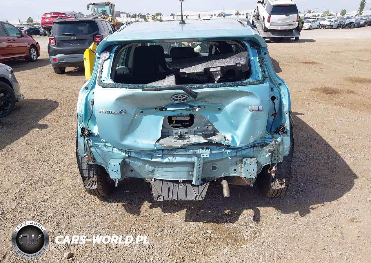 2012 Toyota Prius C One VIN:JTDKDTB32C1002210 - 6