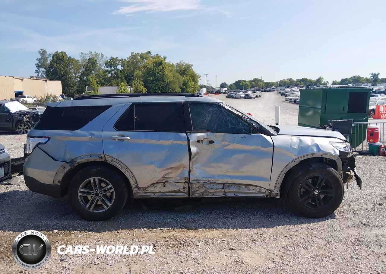 2020 Ford Explorer Xlt VIN:1FMSK7DH7LGB89944 - 14