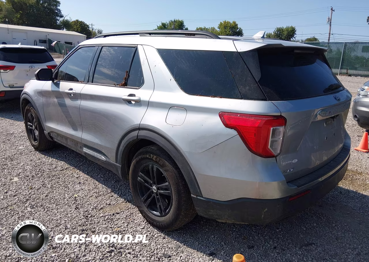 2020 Ford Explorer Xlt VIN:1FMSK7DH7LGB89944 - 3
