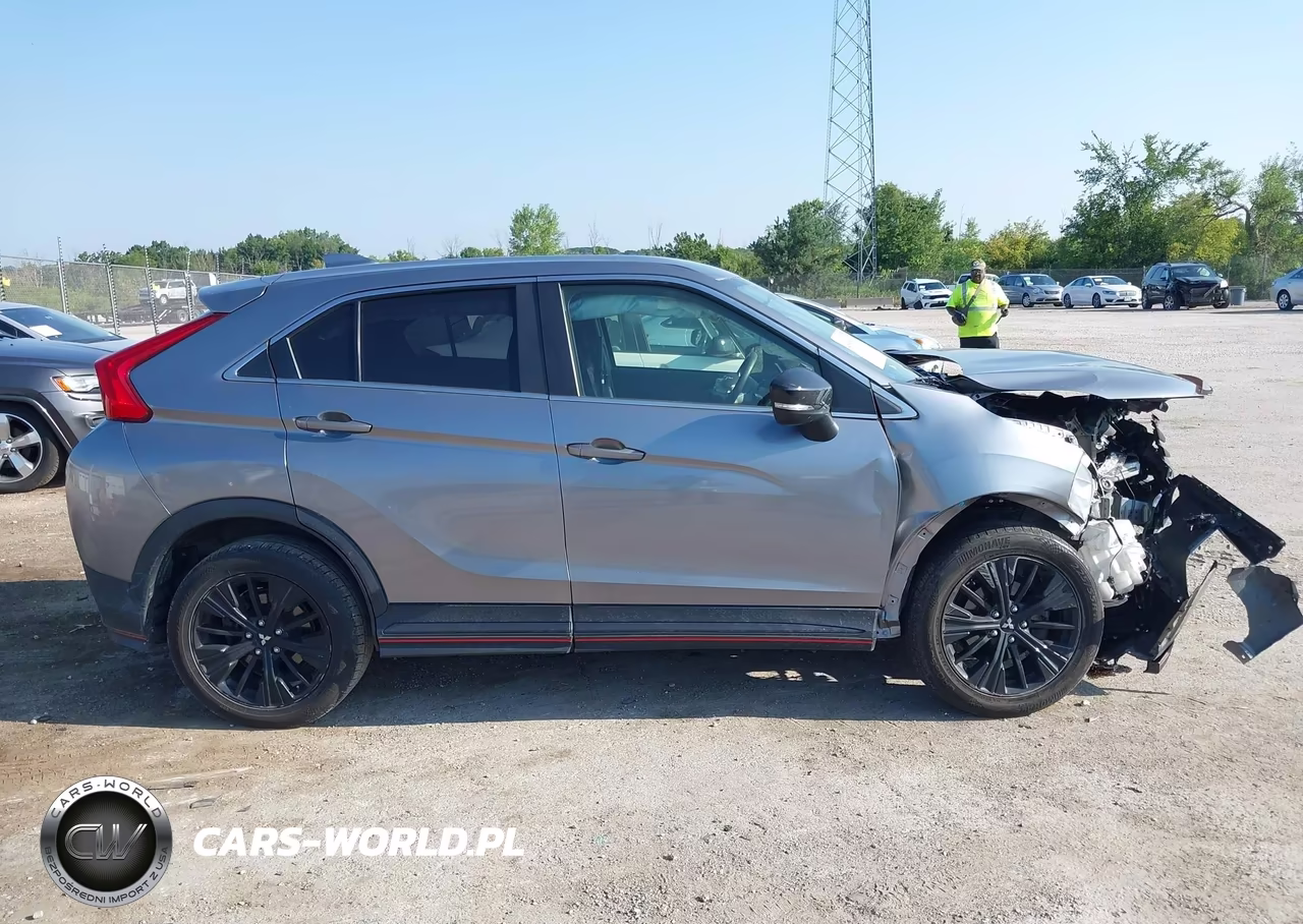 2018 Mitsubishi Eclipse Cross Le VIN:JA4AT4AA5JZ070479 - 13