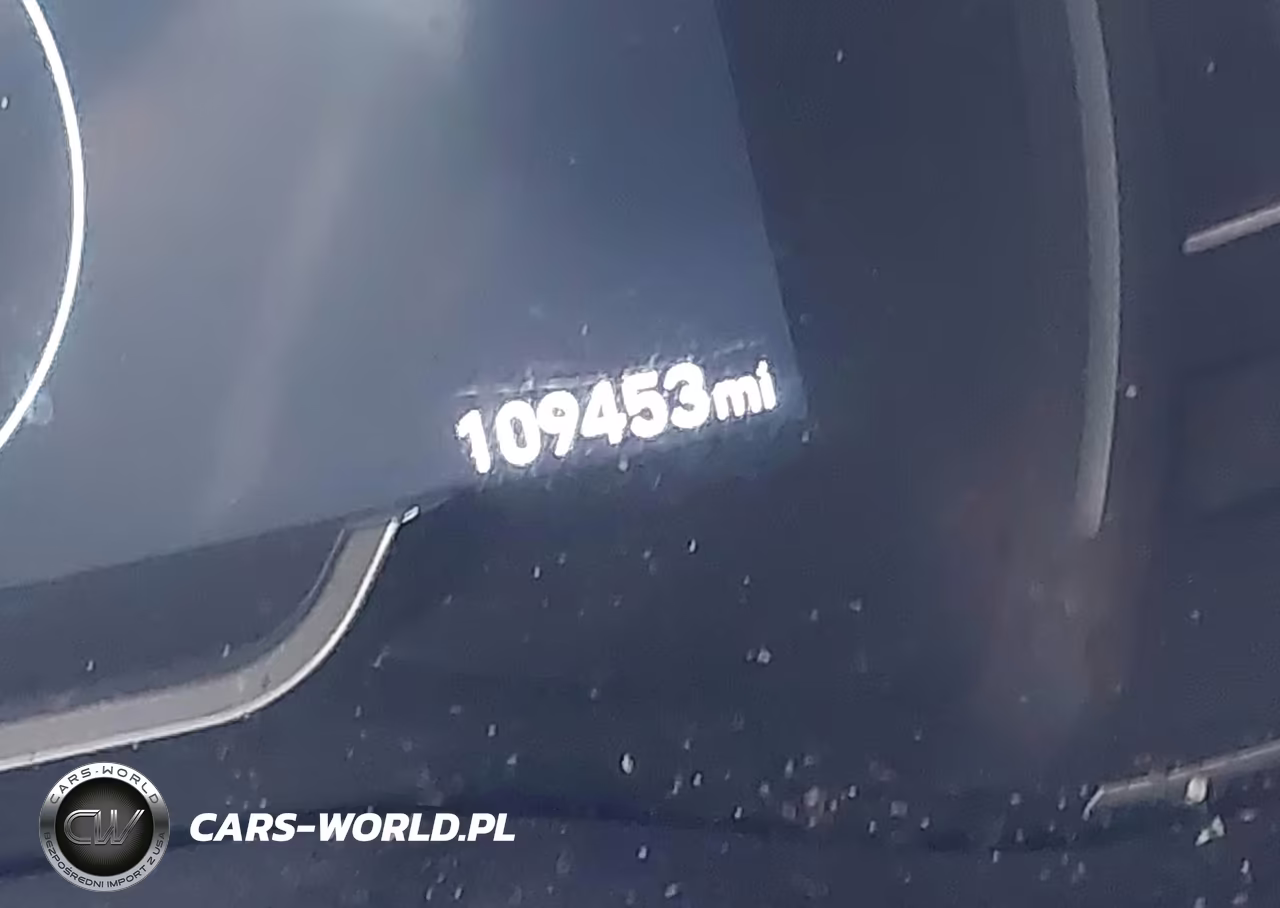 2019 Hyundai Santa Fe Ultimate VIN:5NMS53AD2KH101749 - 15