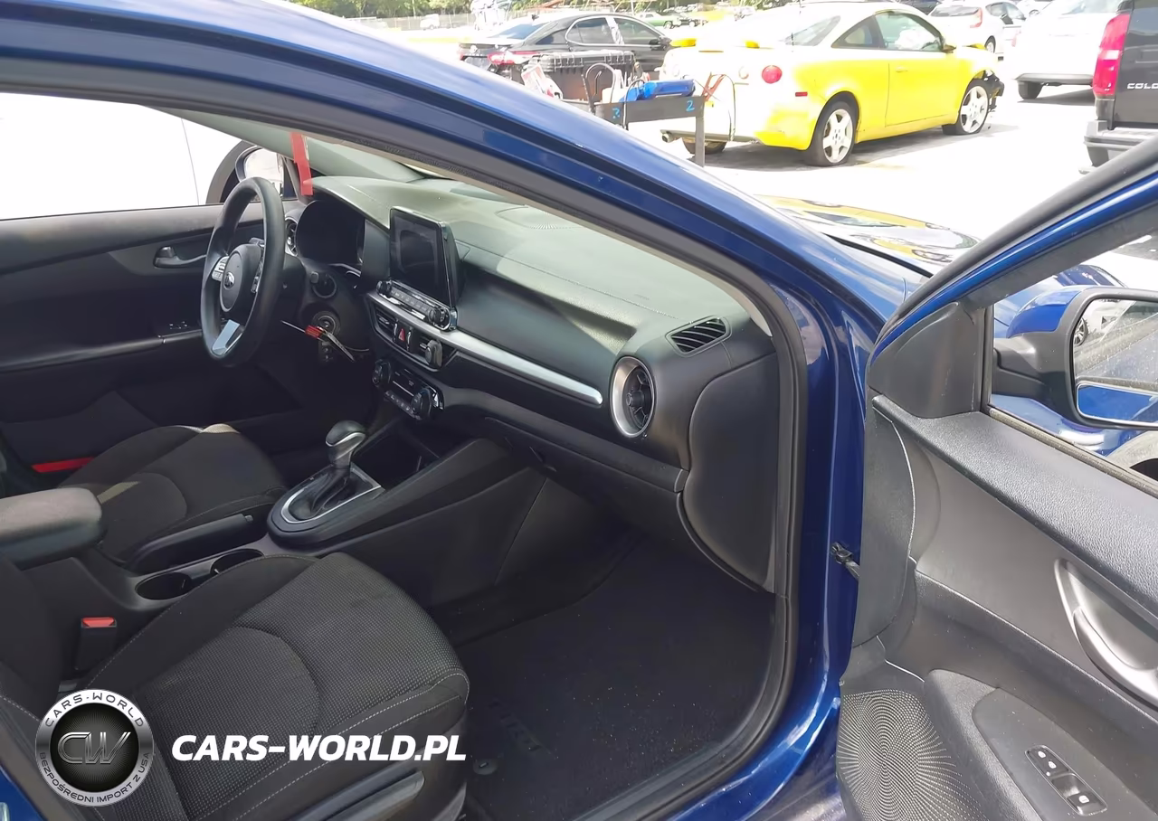 2019 Kia Forte Lxs VIN:3KPF24ADXKE103837 - 5