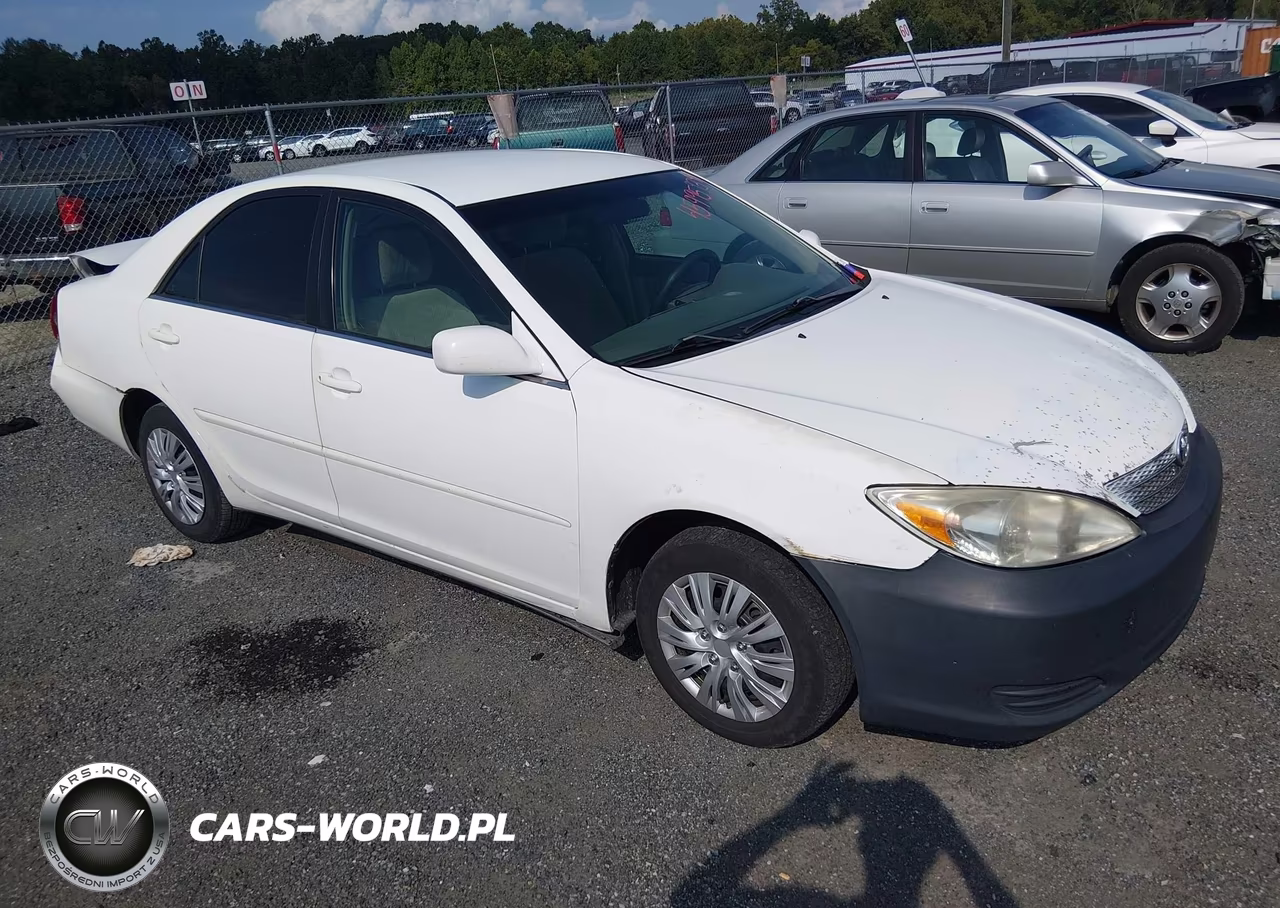 2004 Toyota Camry Le
