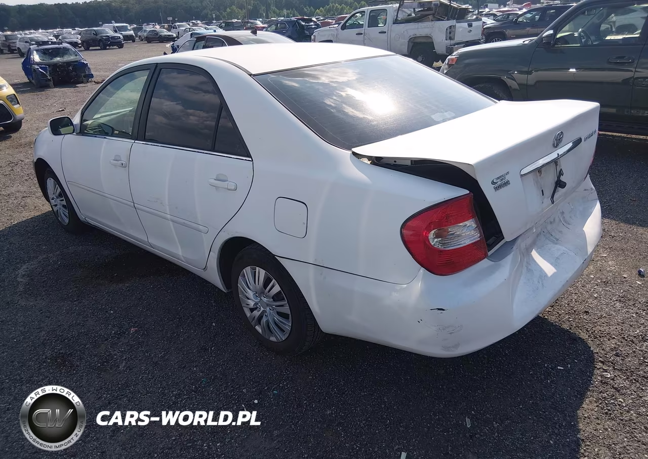 2004 Toyota Camry Le VIN:4T1BE32K44U339283 - 3