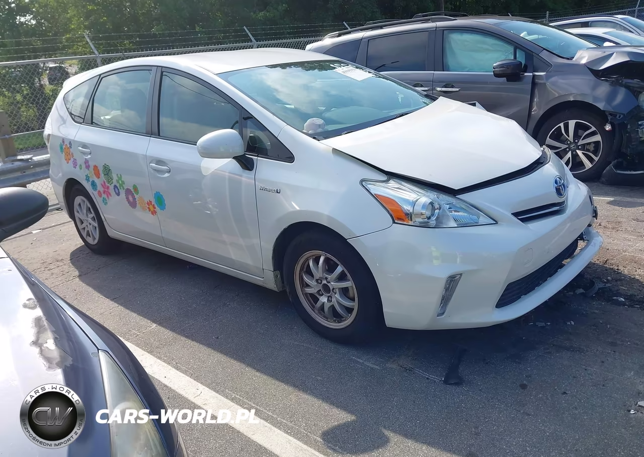 2013 Toyota Prius V Three