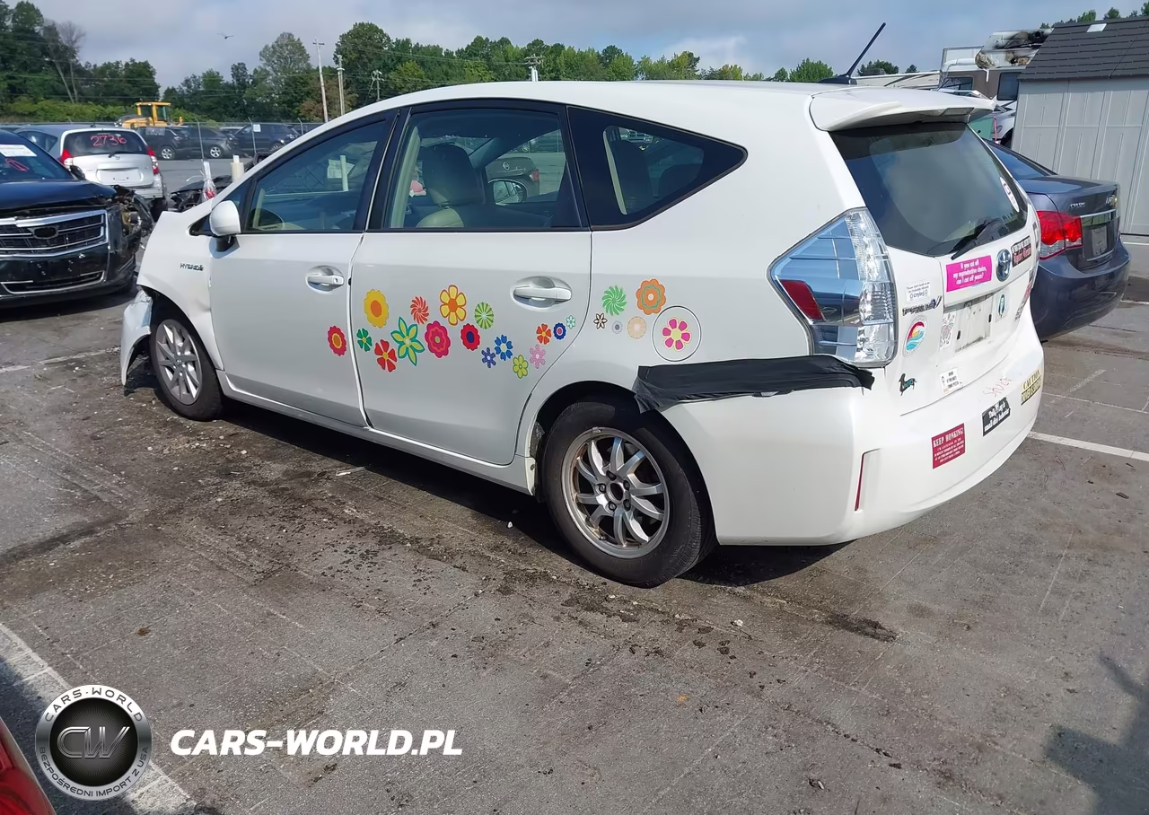 2013 Toyota Prius V Three VIN:JTDZN3EU7D3208550 - 3