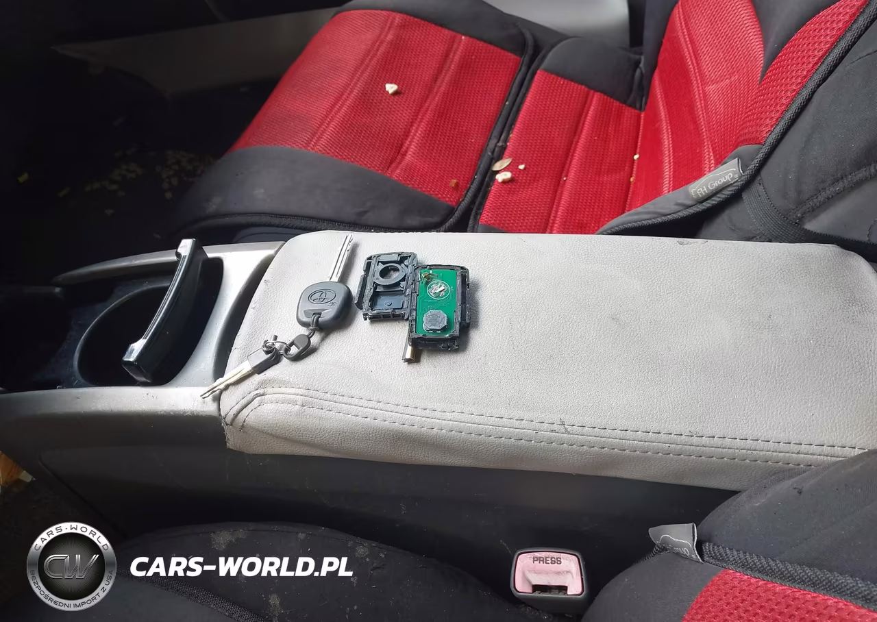 2007 Toyota Prius VIN:JTDKB20U777652049 - 11
