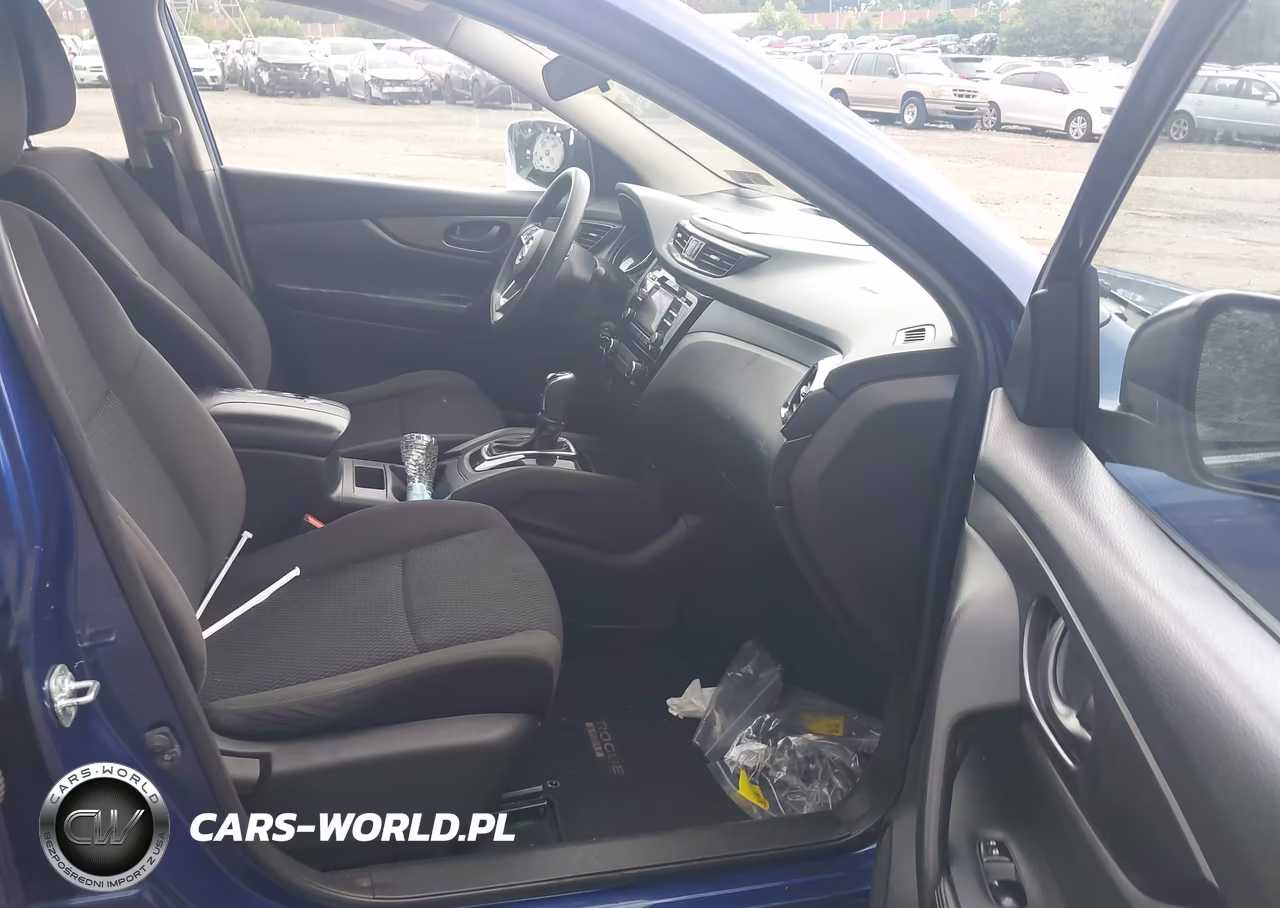 2017 Nissan Rogue Sport S VIN:JN1BJ1CR2HW104815 - 5