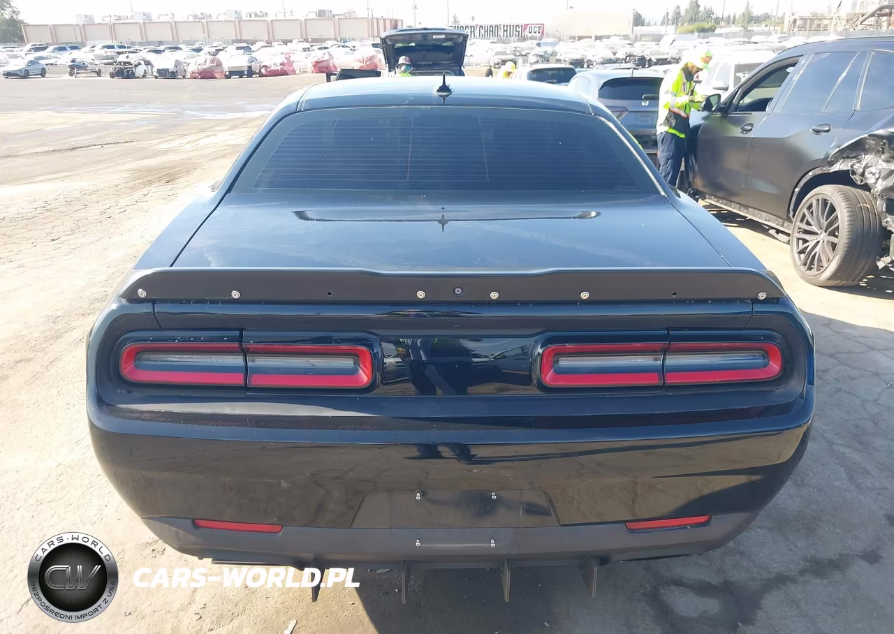 2015 Dodge Challenger R-T Scat Pack VIN:2C3CDZFJ9FH701909 - 16