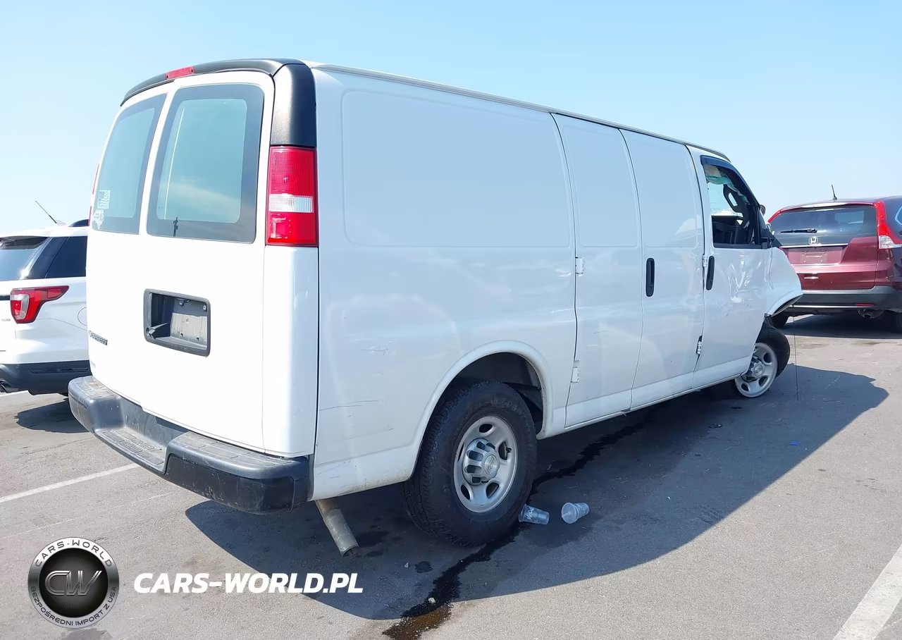 2021 Chevrolet Express Cargo Rwd 2500 Regular Wheelbase Wt VIN:1GCWGAFP5M1256926 - 4