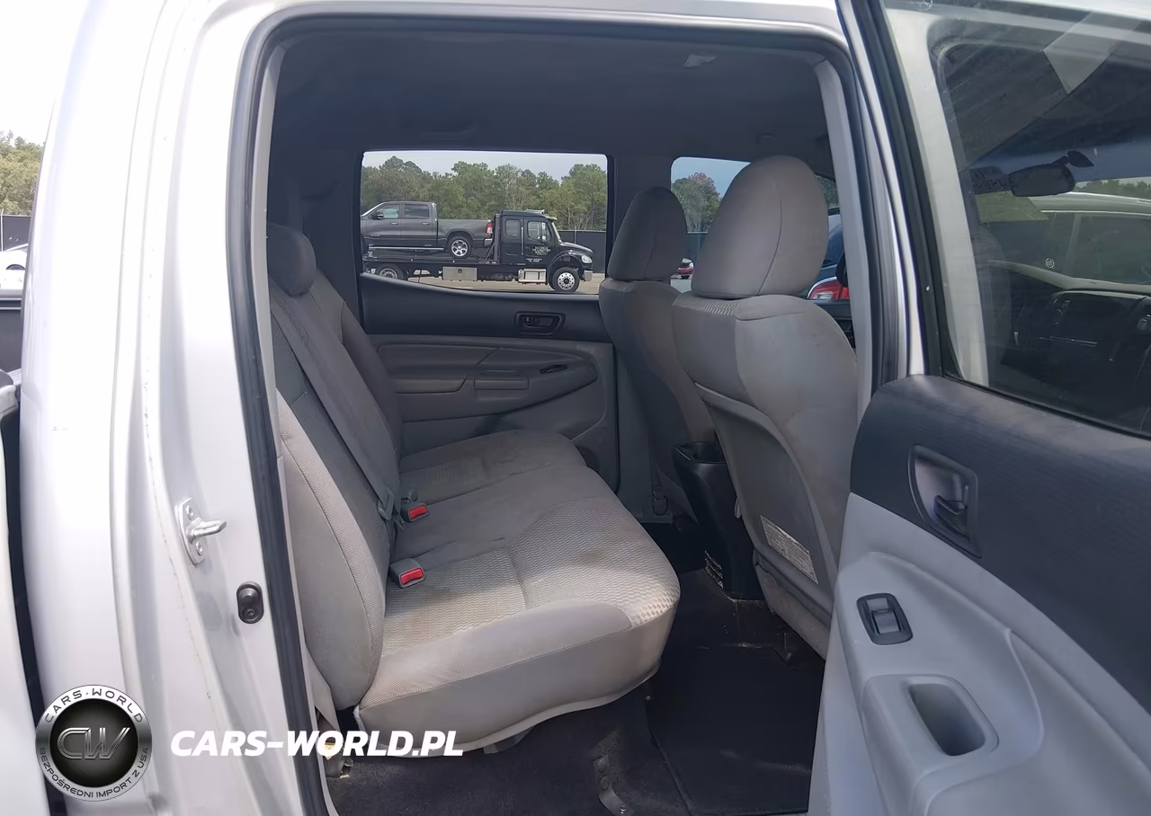 2012 Toyota Tacoma Prerunner VIN:5TFJX4GN8CX013924 - 8