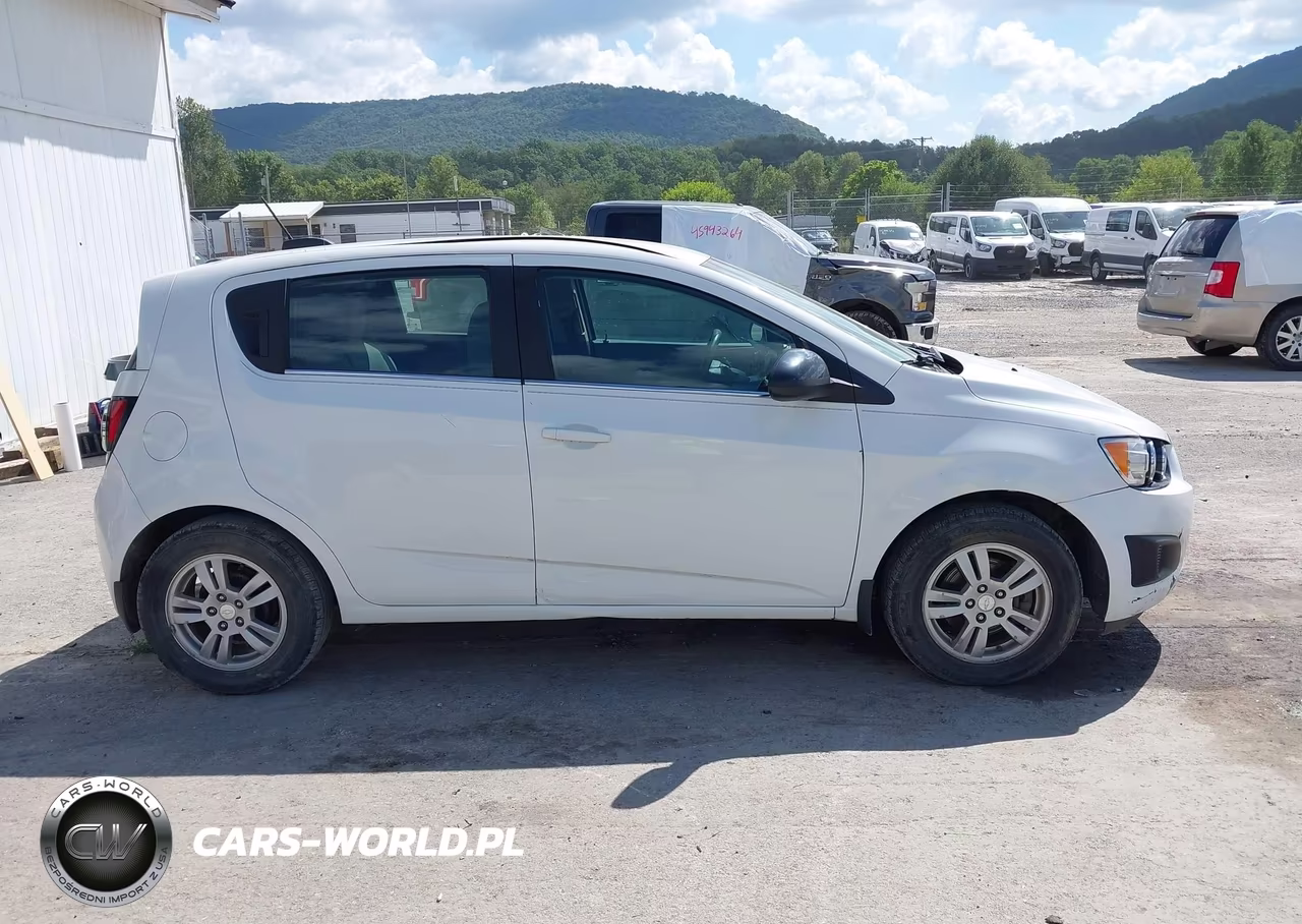2015 Chevrolet Sonic Lt Manual VIN:1G1JD6SH5F4181301 - 13