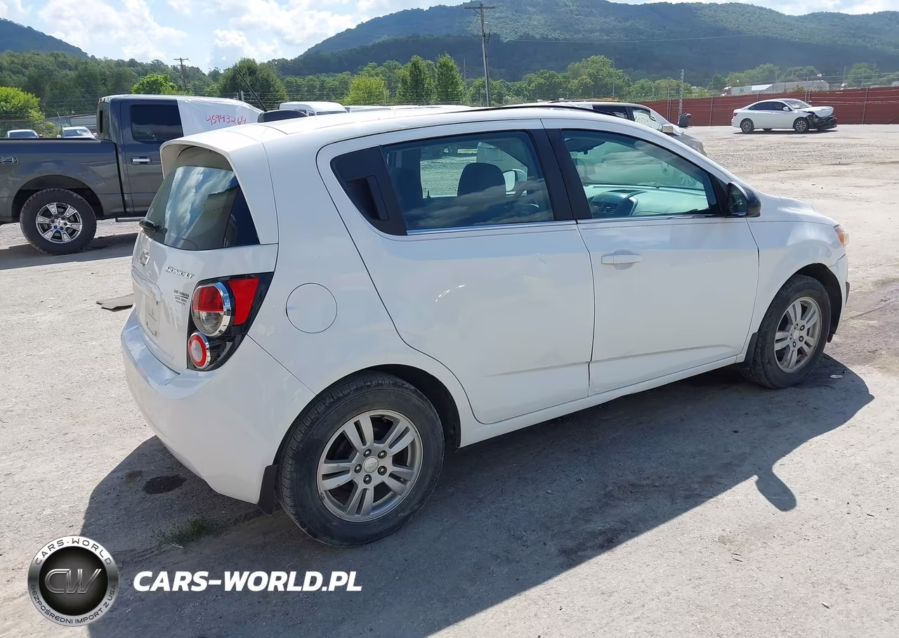 2015 Chevrolet Sonic Lt Manual VIN:1G1JD6SH5F4181301 - 4