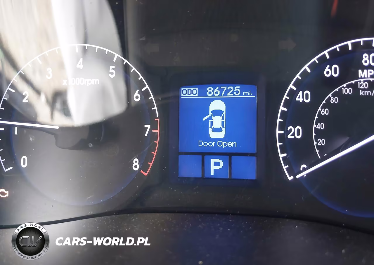 2014 Hyundai Genesis 3.8 VIN:KMHGC4DD6EU262014 - 16