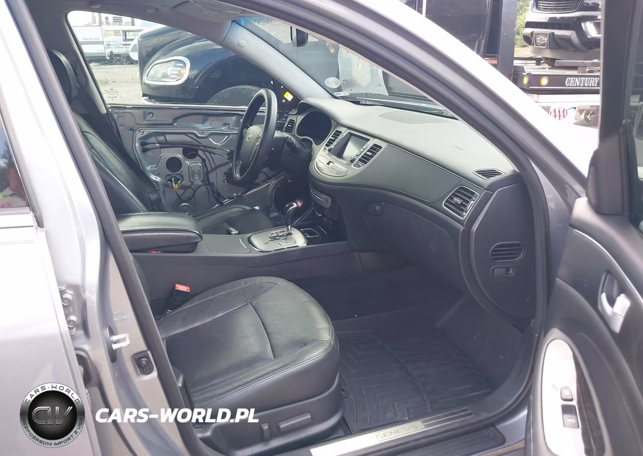 2014 Hyundai Genesis 3.8 VIN:KMHGC4DD6EU262014 - 5