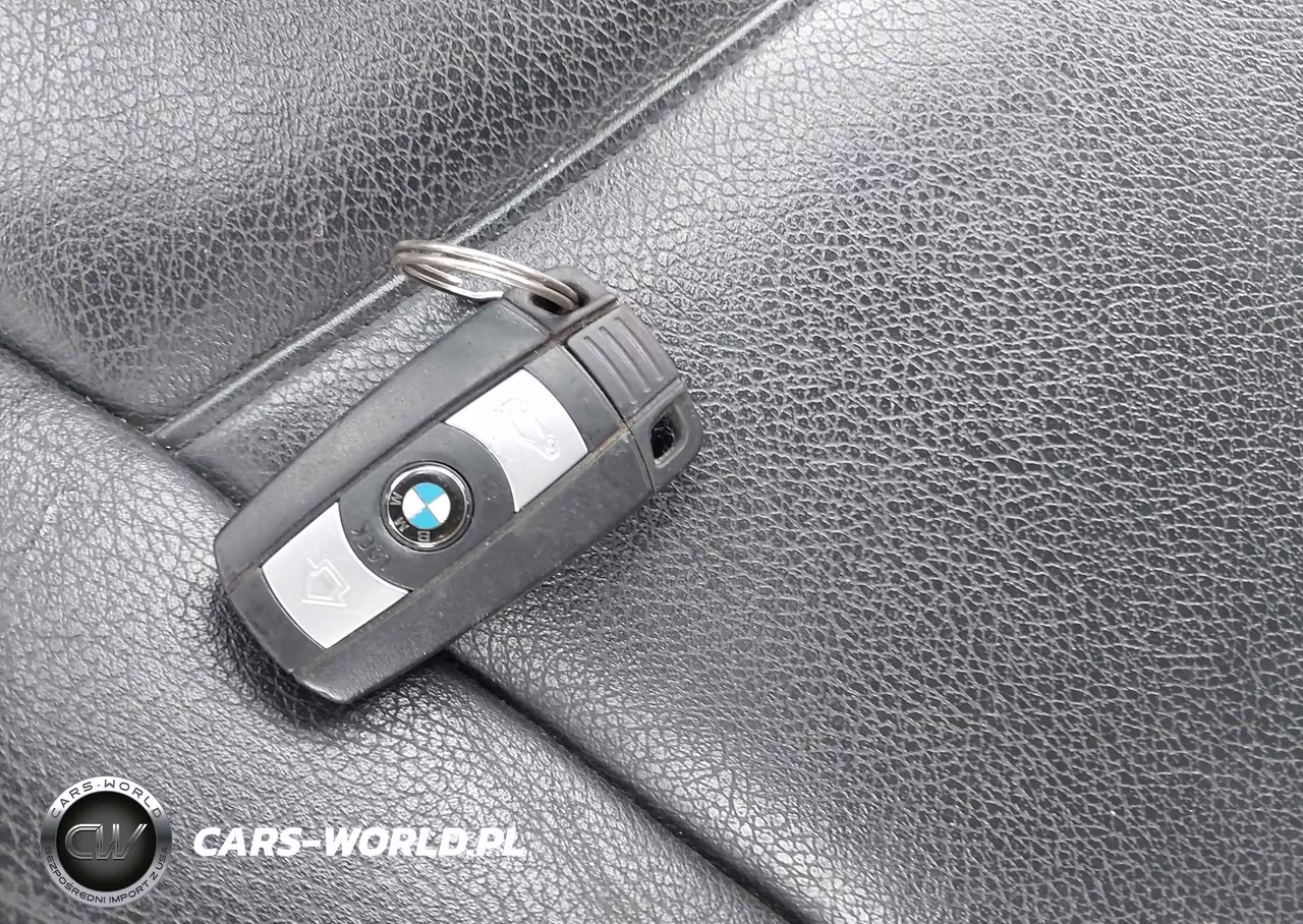 2013 BMW X1 xDrive28I VIN:WBAVL1C53DVR81926 - 11
