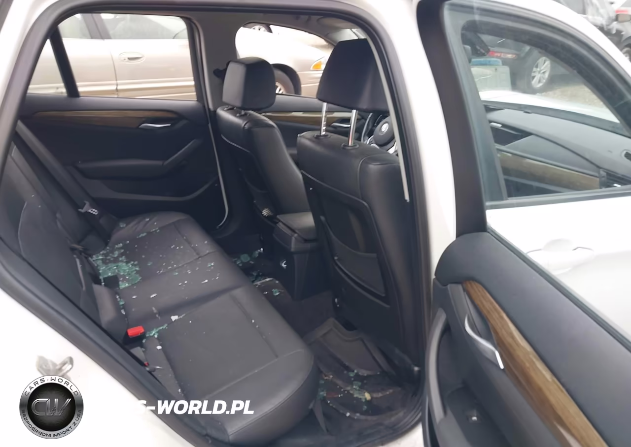 2013 BMW X1 xDrive28I VIN:WBAVL1C53DVR81926 - 8