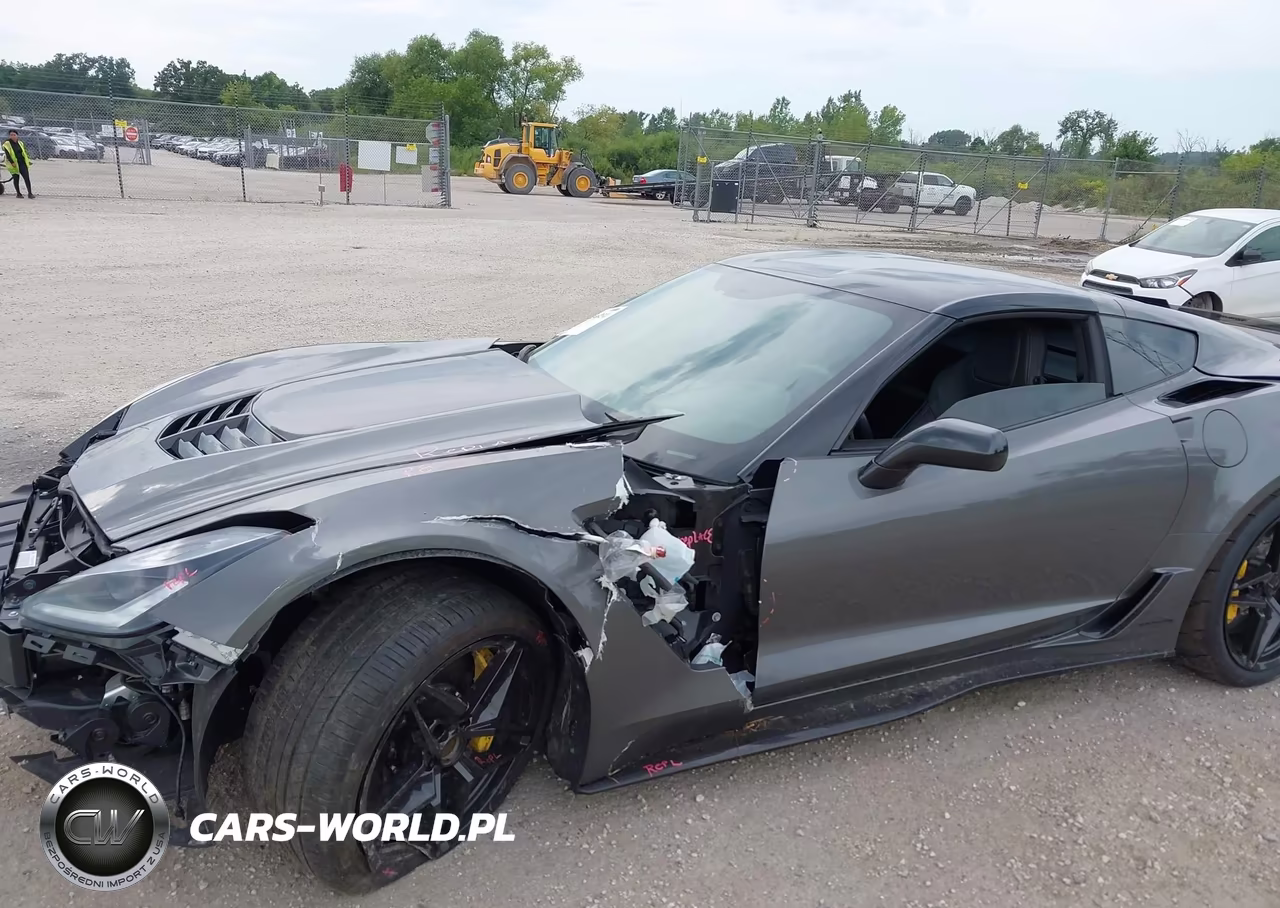 2016 Chevrolet Corvette Z06 VIN:1G1YU2D67G5610453 - 17