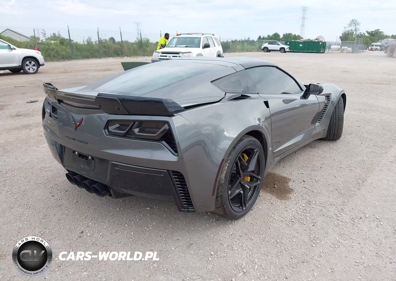 2016 Chevrolet Corvette Z06 VIN:1G1YU2D67G5610453 - 4