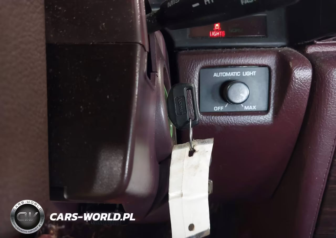 1987 Toyota Cressida Luxury VIN:JT2MX73E8H0132635 - 11