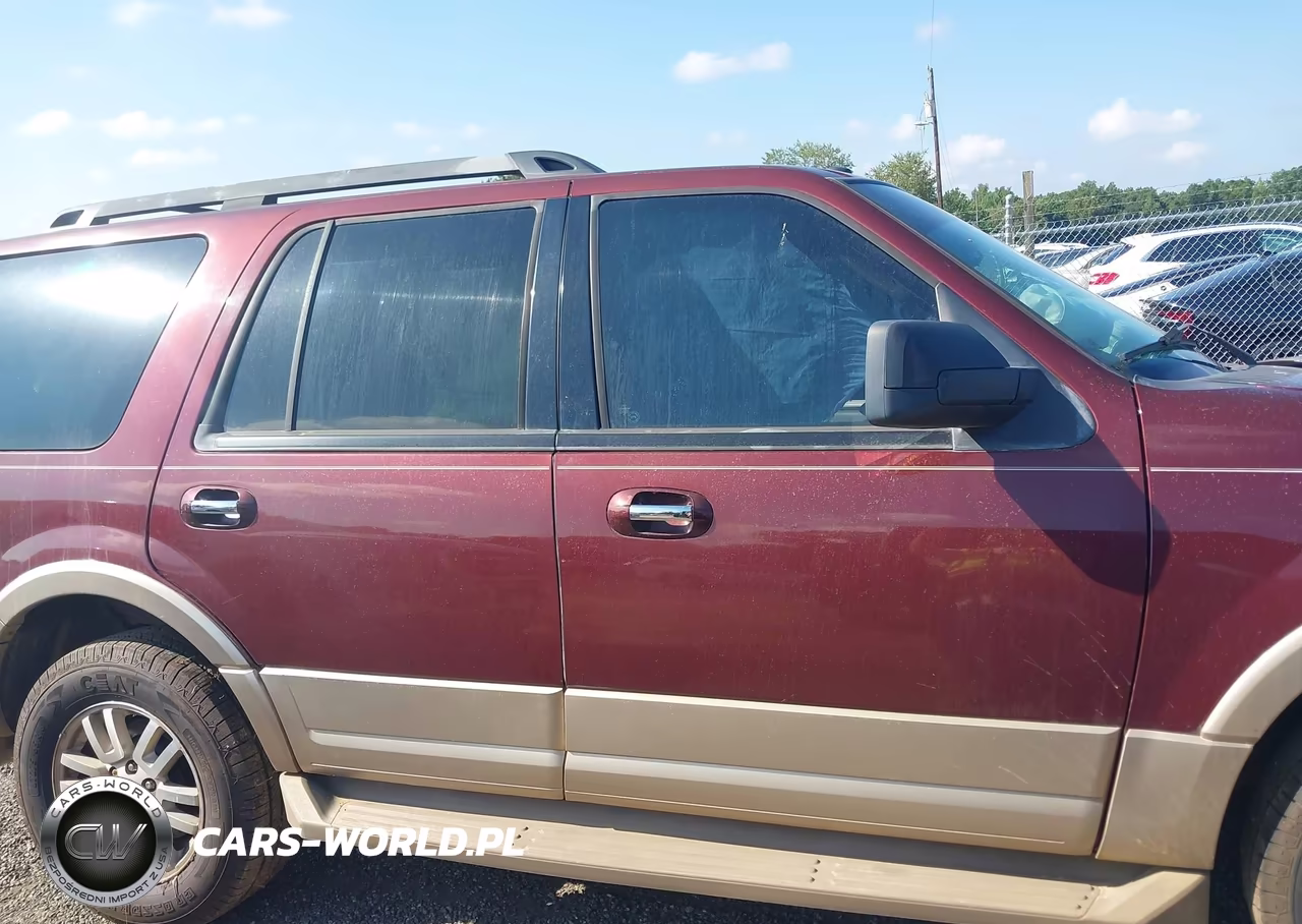 2011 Ford Expedition Xlt VIN:1FMJU1H53BEF20189 - 13